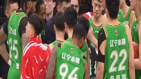 “奥运金牌得主新疆巡回演讲活动拉开帷幕”